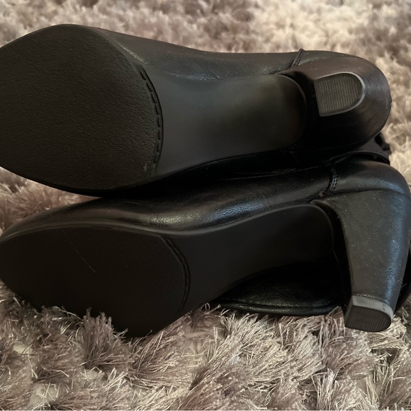 Nine West Black Heeled Boots - Picture 8 of 9